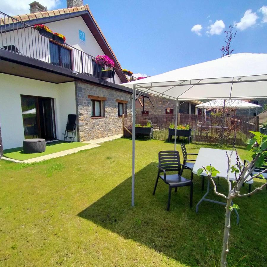 Casa Cotefablo Alojamiento Ara Gavin Biescas Ngoại thất bức ảnh